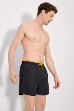 Bañador medio detalle cintura negro