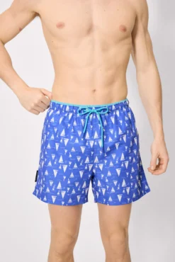 Bañador medio estampado barcos veleros azul