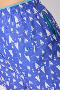 Bañador medio estampado barcos veleros azul