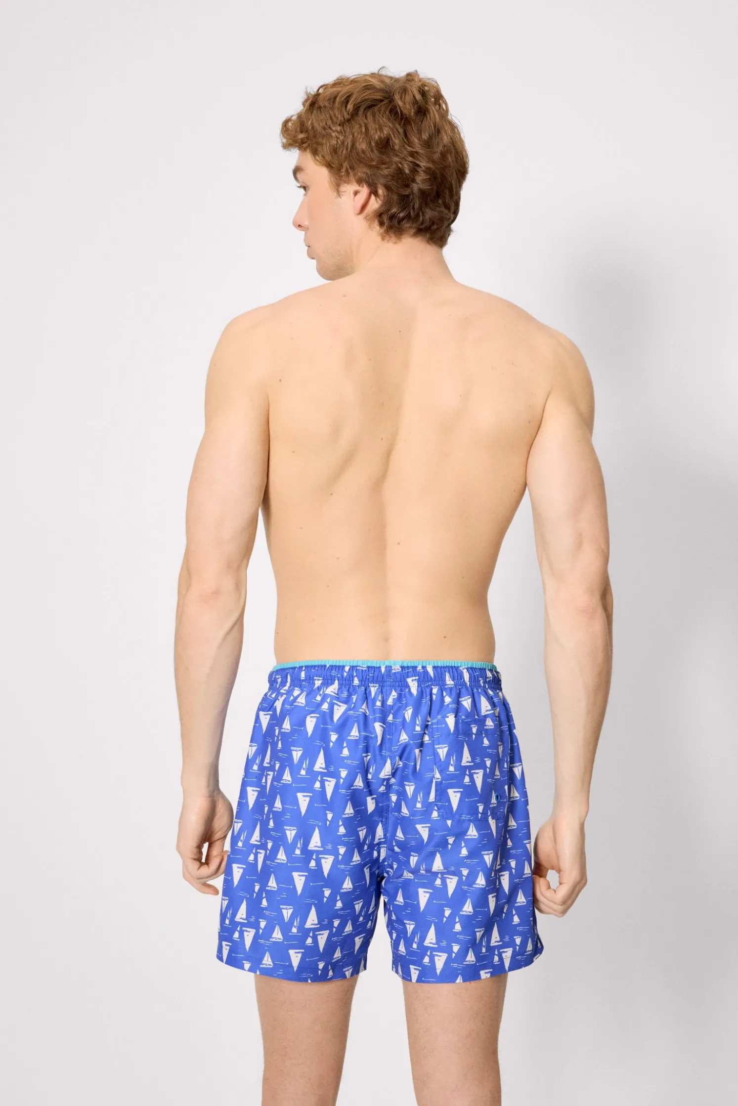 Bañador medio estampado barcos veleros azul