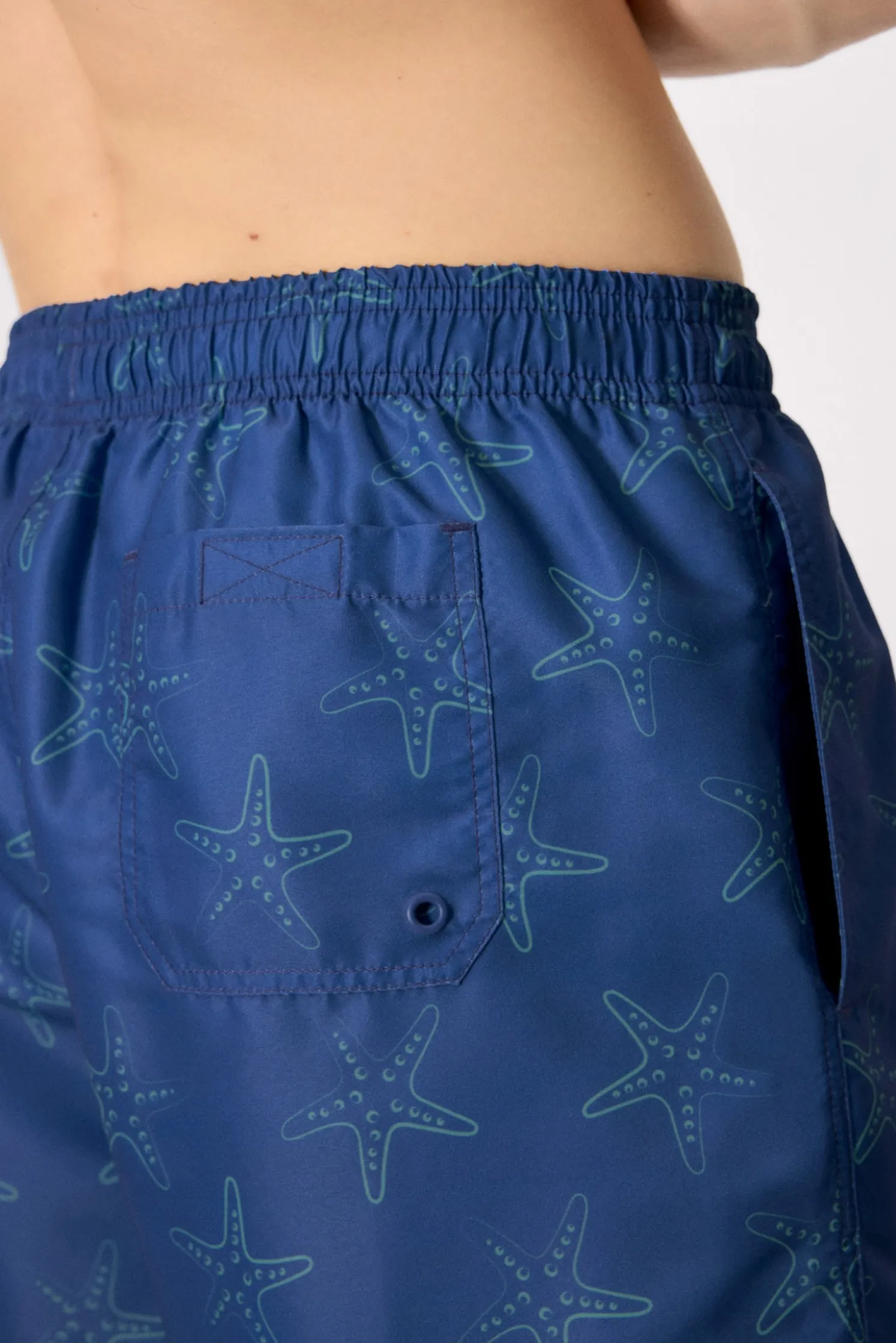 Bañador medio estampado estrellas mar azul