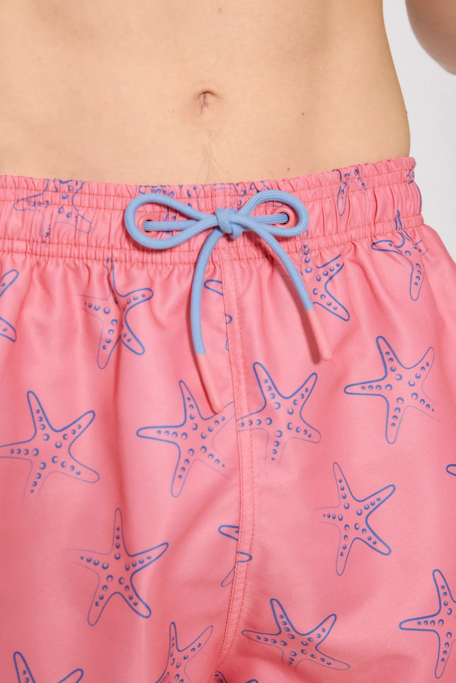 Bañador medio estampado estrellas mar rosa