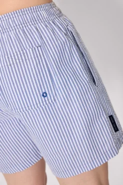 Bañador medio estampado rayas azules