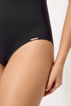 Bañador reductor Compressive negro copa B