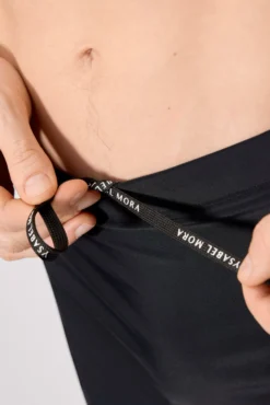 Bañador tipo bóxer básico negro