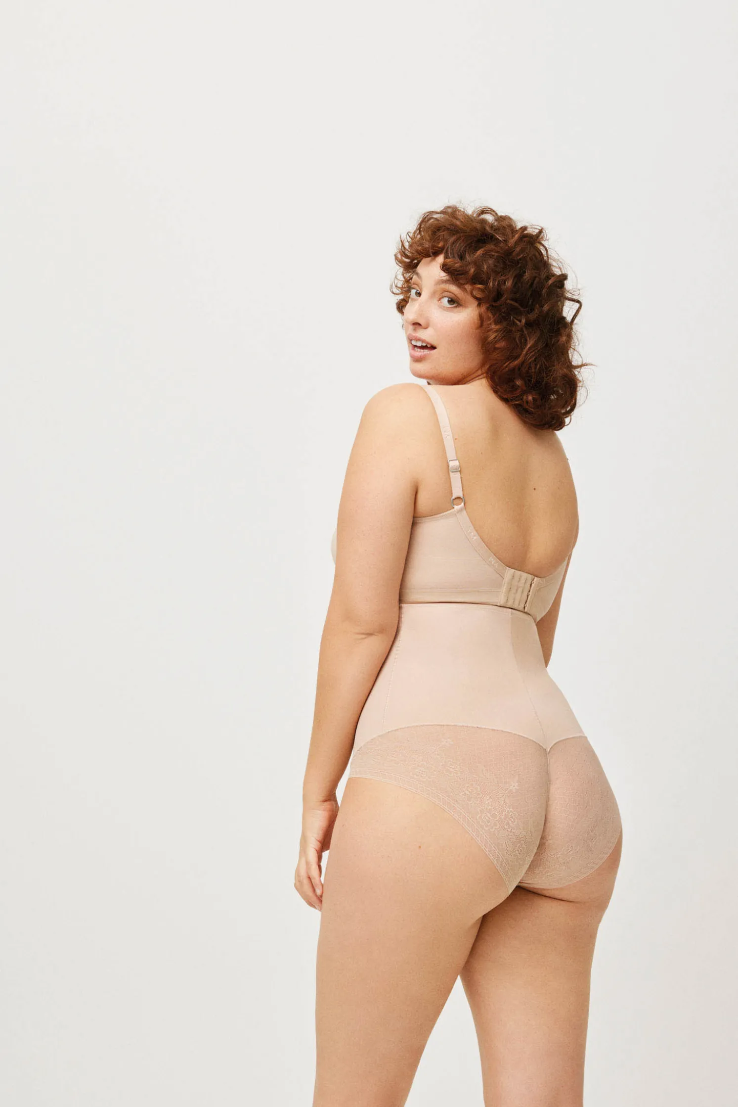 Braga alta reductora nude