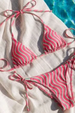 Braga bikini anudada brasileña estampado ondas