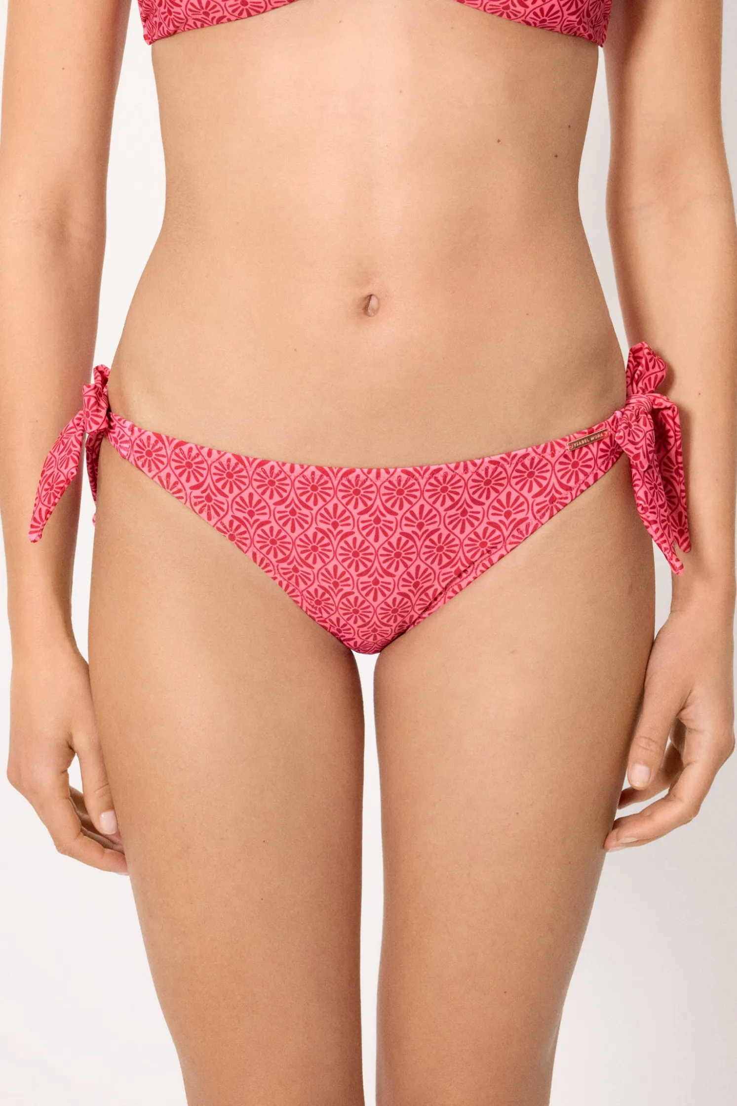 Braga bikini anudada flores rosa y rojo