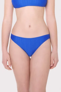 Braga bikini juvenil texturizada lisa azul