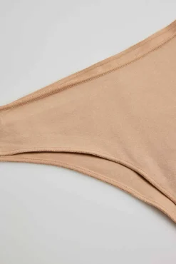 Braga brasileña algodón nude