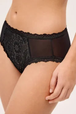 Braga midi con encaje negro