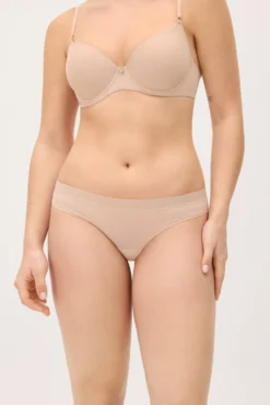 Braga mini adapt encaje con acabados invisibles nude