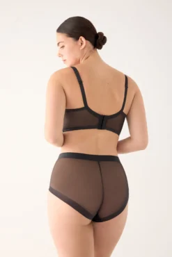 Braga nomarks alta de control negra | Paula Echevarría