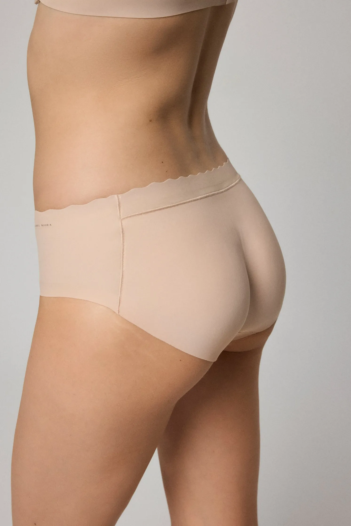 Braga push up nude
