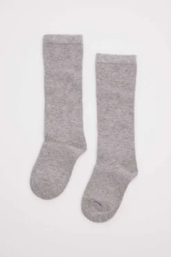 Calcetines bebé largos básicos gris