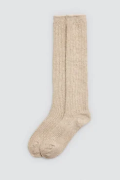 Calcetines extra largos canalé beige