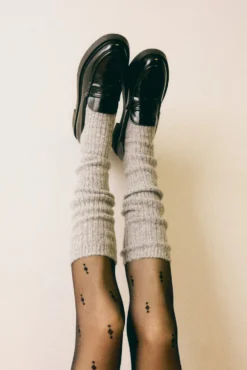 Calcetines extra largos canalé gris
