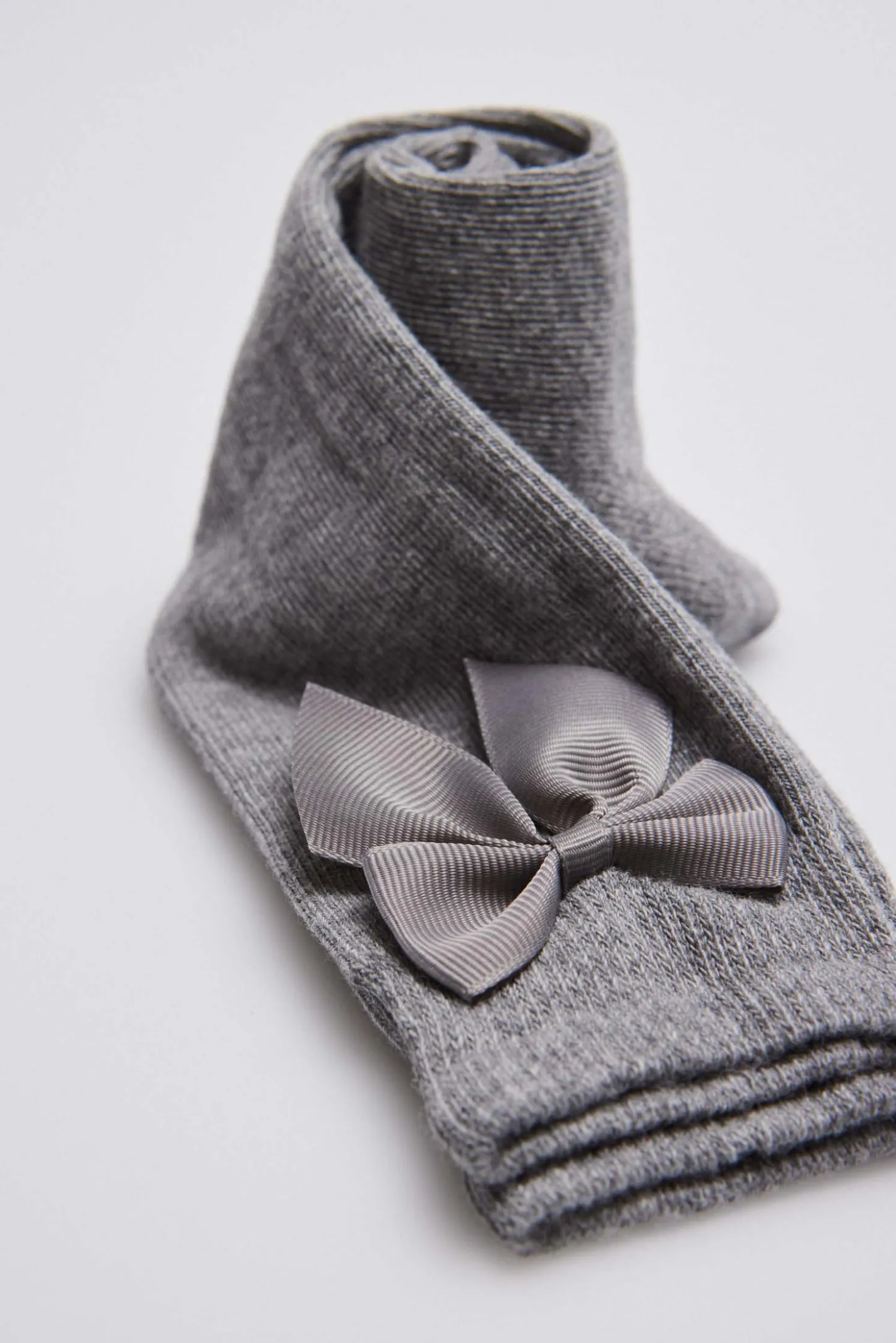 Calcetines largos gris