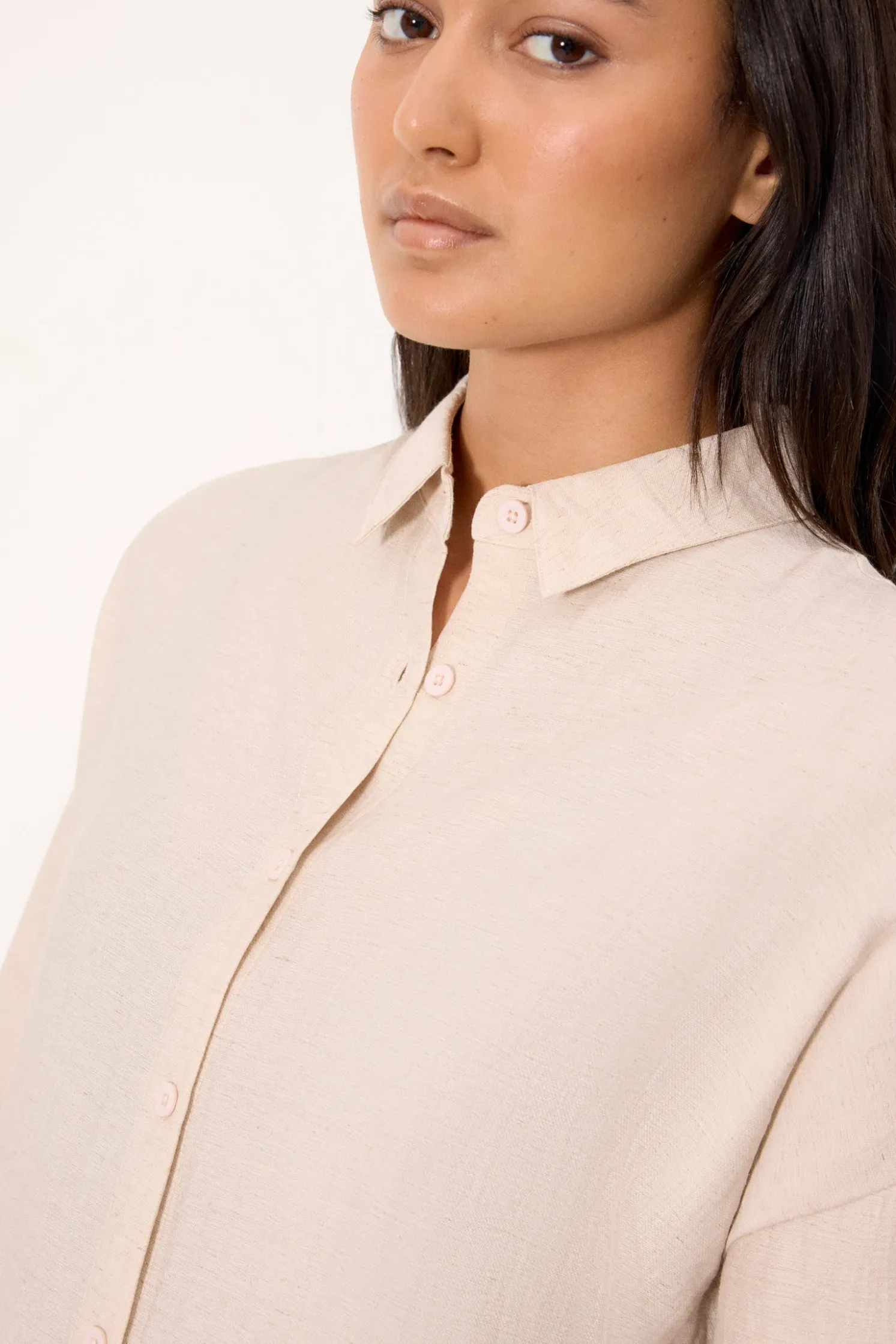 Camisa larga con lino