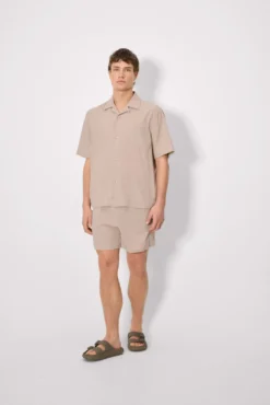 Camisa manga corta abotonada algodón topo