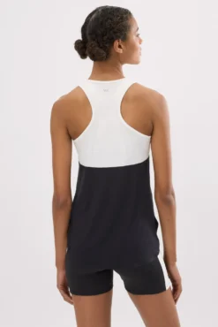 Camiseta deportiva tirantes nadadora blanca y negra