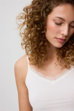 Camiseta lencera tirantes blanco