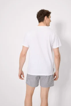 Camiseta manga corta básica cuello panadero blanco