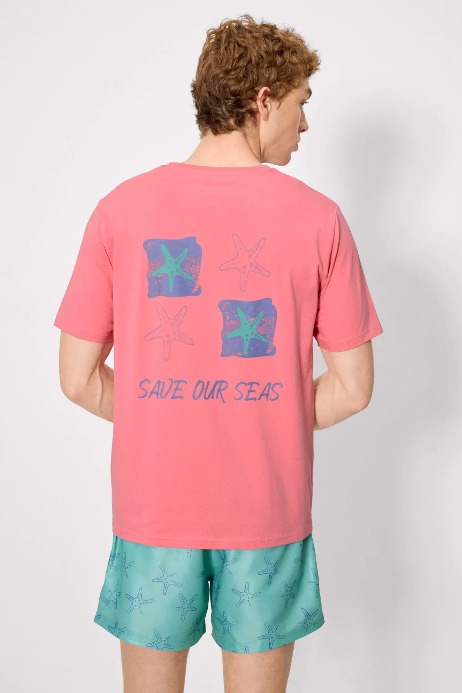Camiseta manga corta estampado estrellas marinas rosa