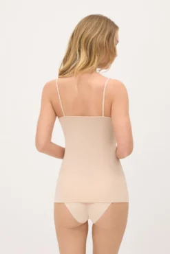 Camiseta tirantes adapt nude