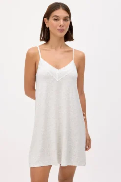 Camisón ligero de tirantes gris