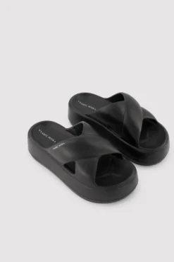 Chanclas de playa con plataforma antideslizantes ligeras negras