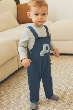Conjunto bebé peto y camiseta detalle tejido bouclé manga larga