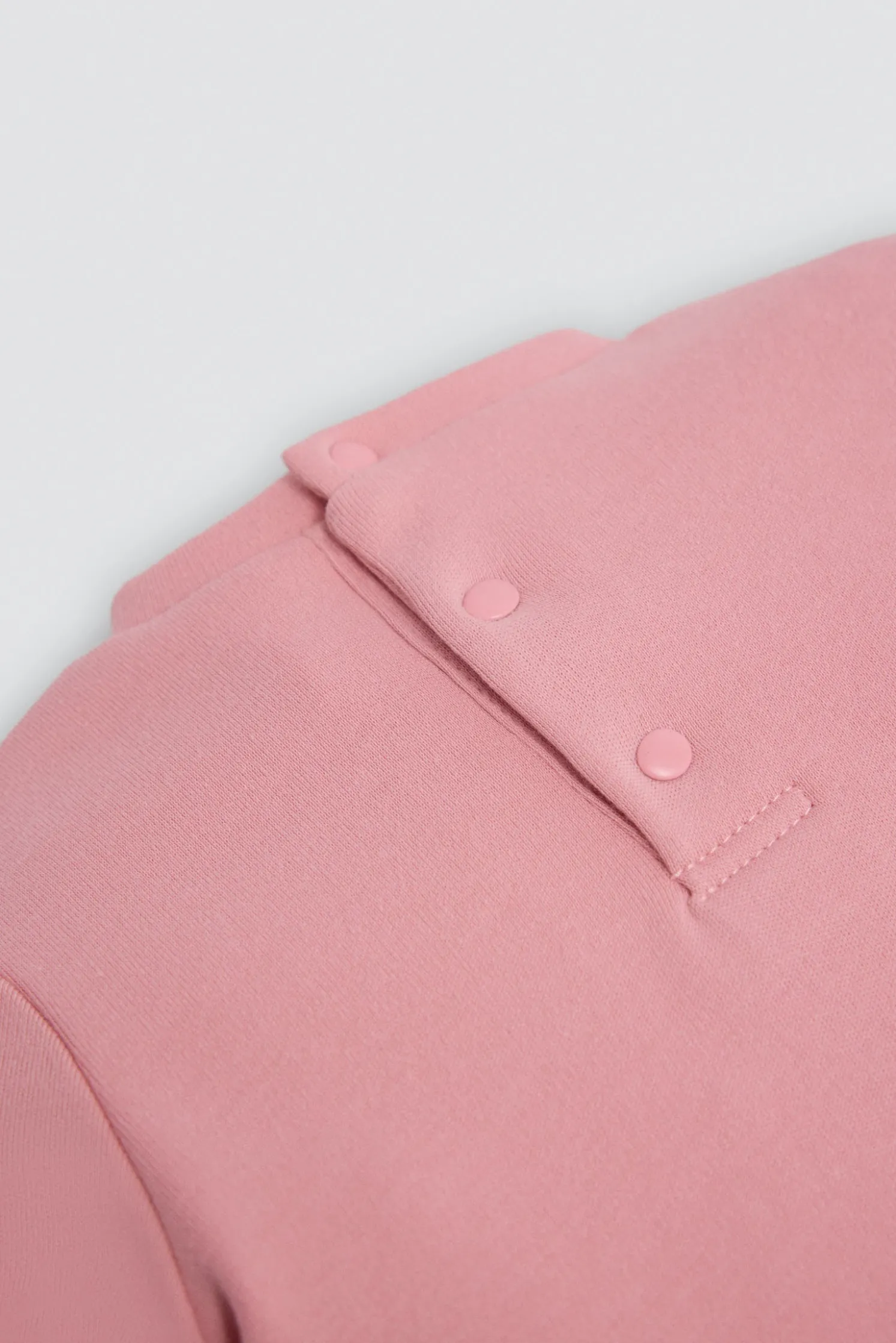 Conjunto bebé sudadera con volante y pantalón dibujo gatito