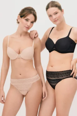 Conjunto interior lencero sujetador con aro con relleno y braga mini nude