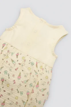 Conjunto ranita bebé sin mangas y gorrito estampado veraniego