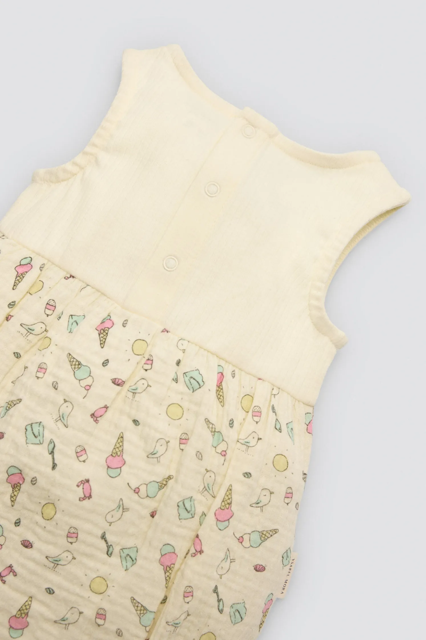 Conjunto ranita bebé sin mangas y gorrito estampado veraniego