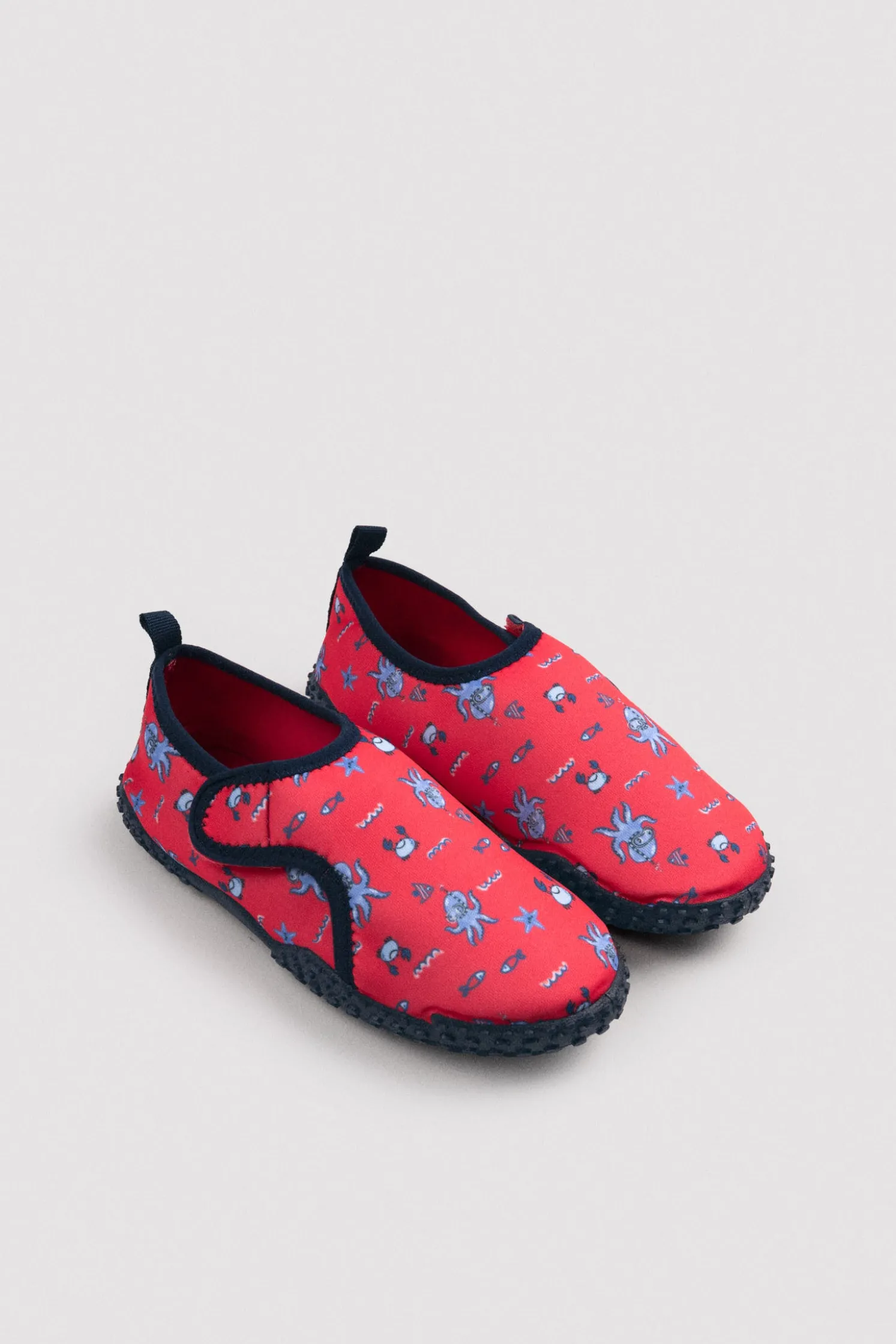 Escarpines infantiles estampado pulpos rojo