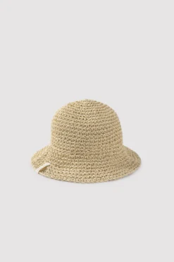 Gorro de rafia con borde moldeable
