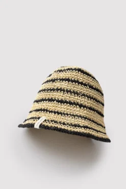 Gorro de rafia de rayas con borde moldeable