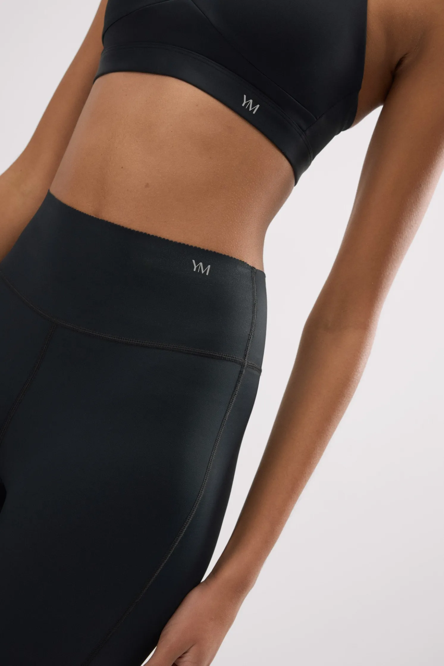 Leggings deportivos Compressive efecto push-up negro