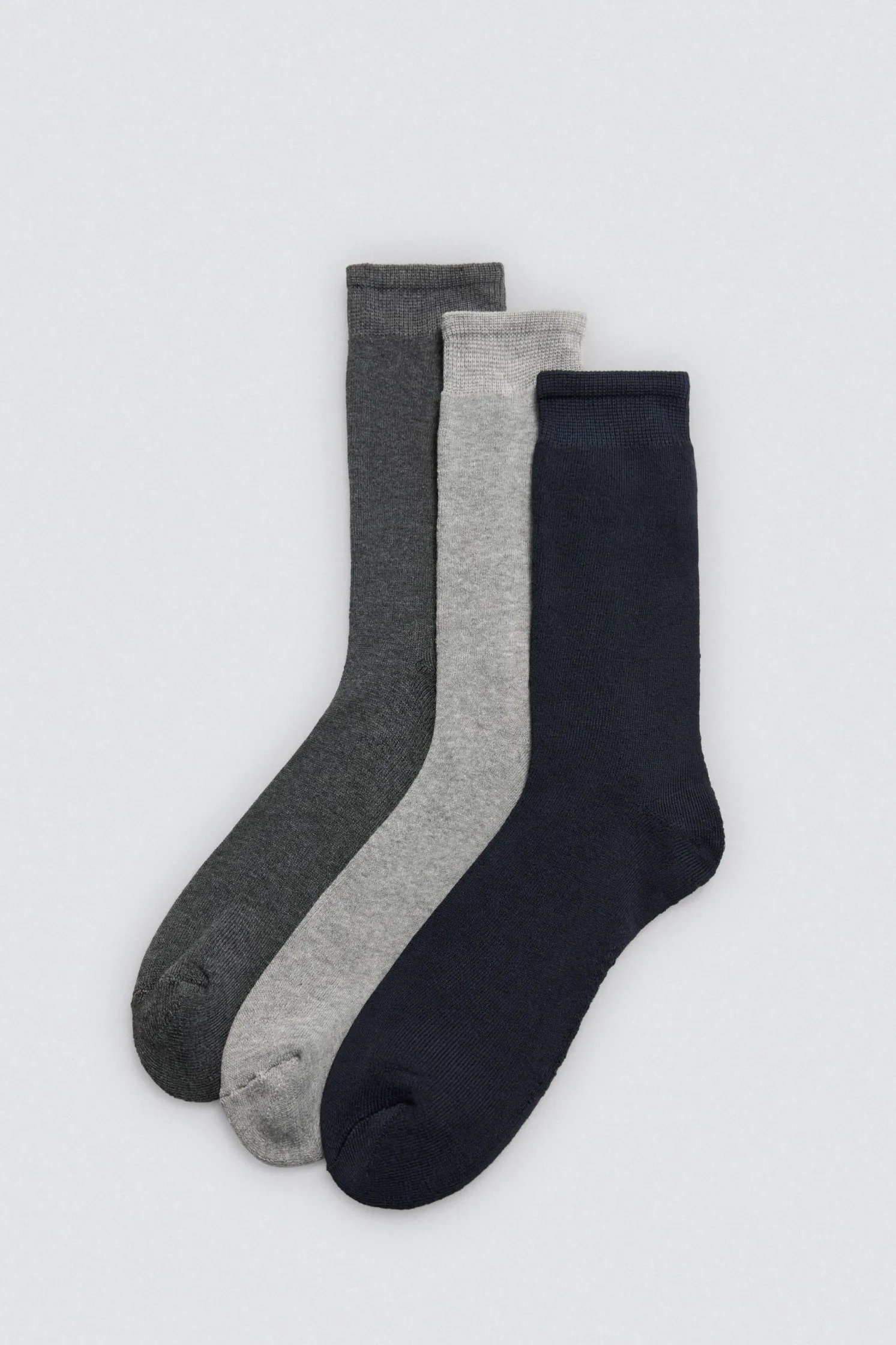 Pack 3 calcetines altos térmicos puño antipresión colores neutros