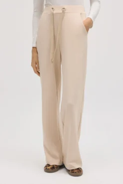 Pantalón recto fluido marfil