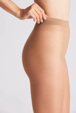 Panty básico 20 denier beige