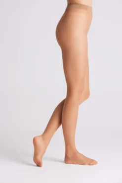 Panty básico 20 denier beige
