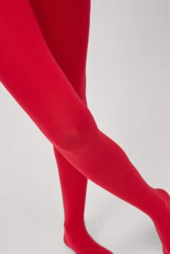 Panty básico 70 denier rojo