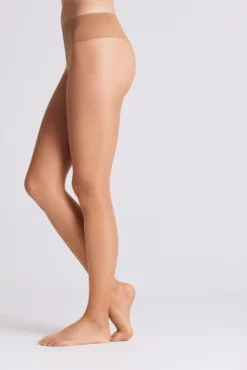 Panty cintura baja 20 denier beige