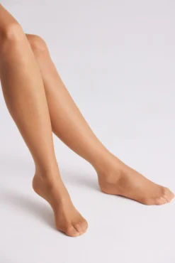 Panty cintura baja 20 denier bronce
