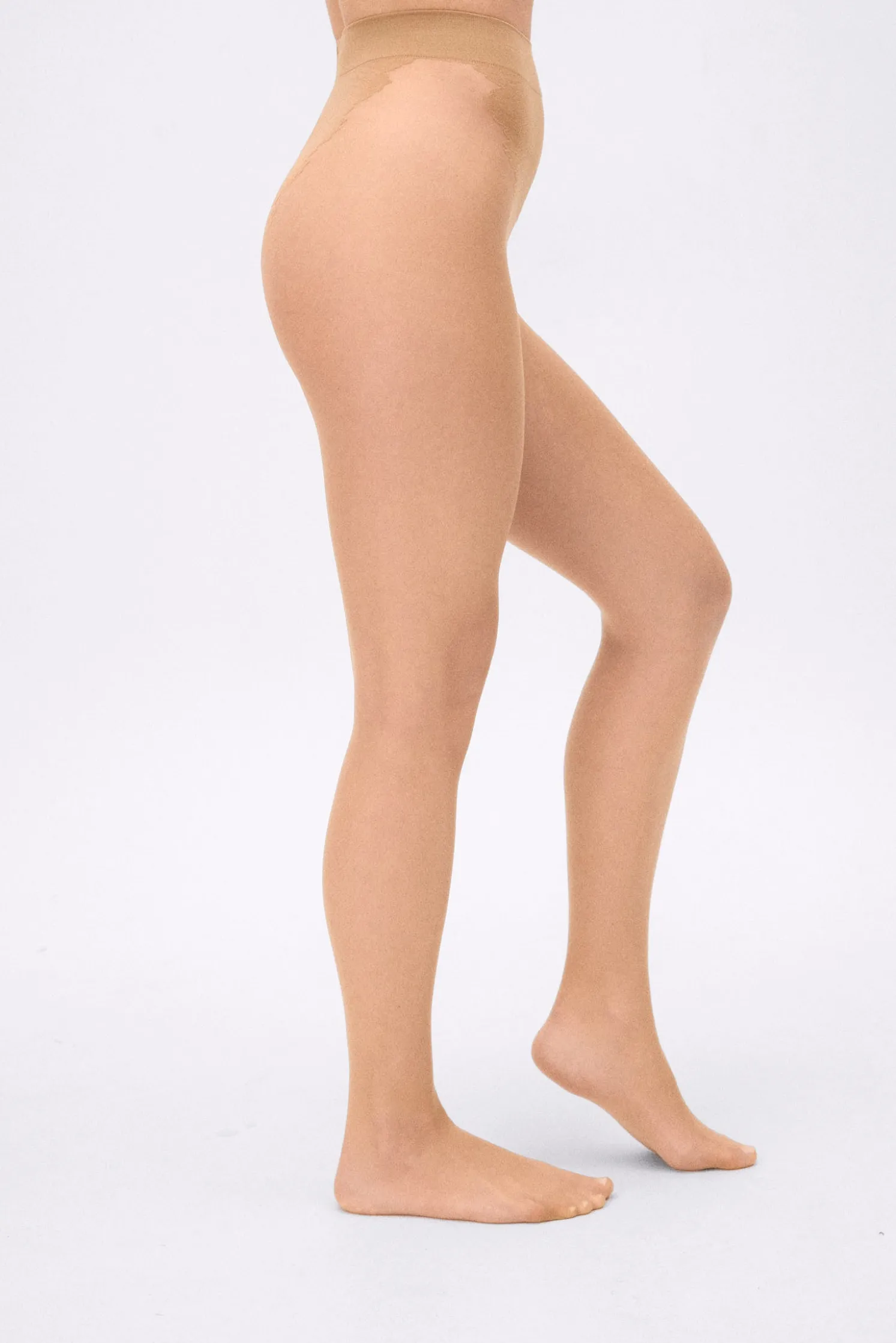 Panty irrompible 10 denier natural