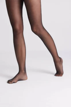 Panty puntera invisible 20 denier negro
