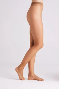 Panty puntera invisible 10 denier café
